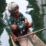 Perempuan Bajo di Desa Desa Torosiaje, Kecamatan Popayato, Pohuwato, Gorontalo.. Foto: Sarjan Lahay/ Mongabay Indonesia