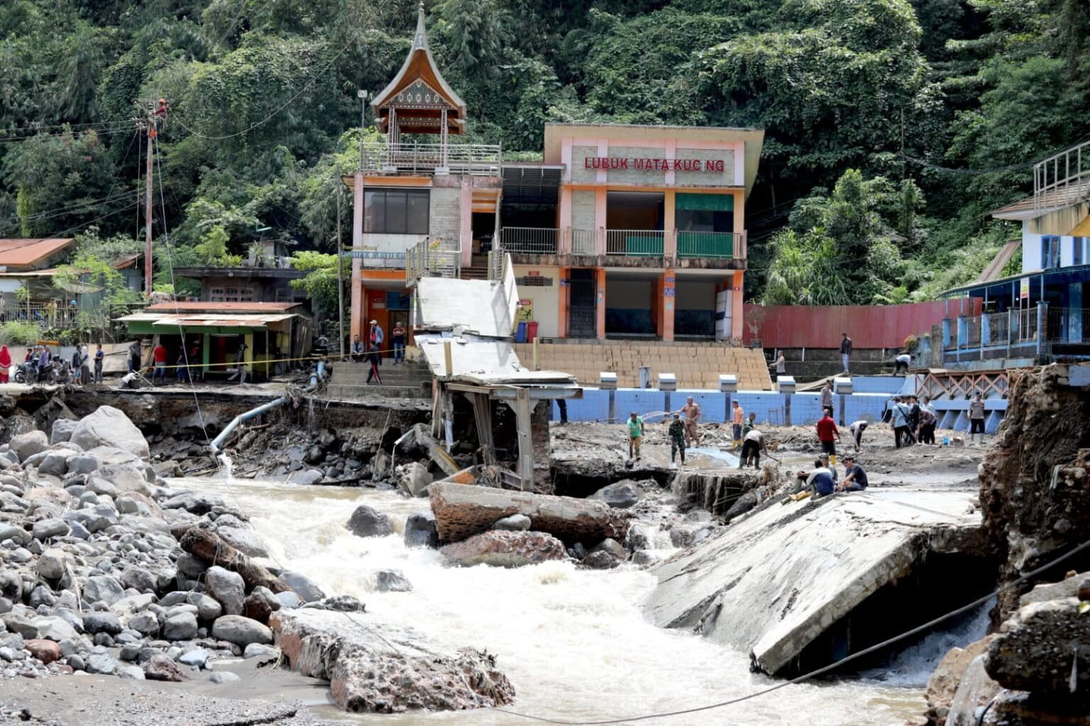 Lokasi terdampak banjir lahar dingin dan longsor di Lubuk Mata Kucing, Kota Padang Panjang, Sumatera Barat. Foto: BNPB